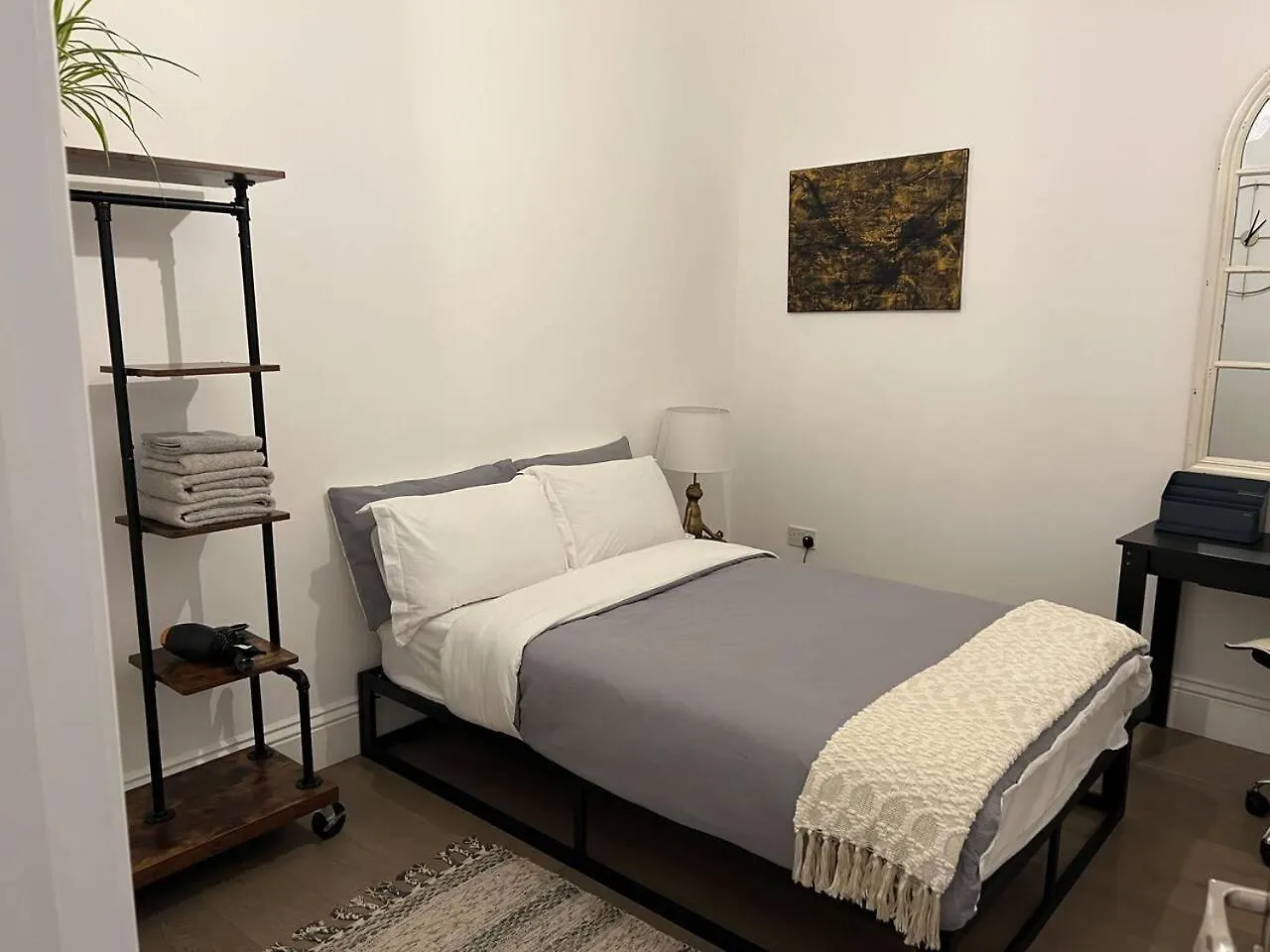 Modern And Spacious 2 Bedroom Flat Near Shoreditch London Apartment